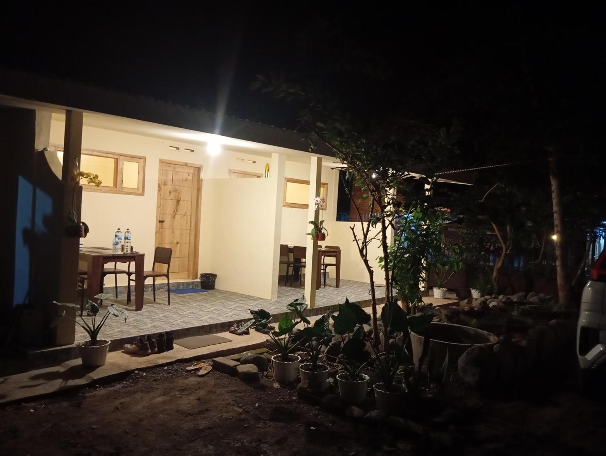 Rumah Kawan Senaru House Of Friend Экстерьер фото